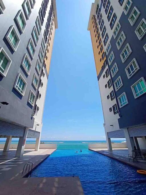 Orked Vanda, 3 Bedroom Apartment, Seaview Netflixwifiyoutube 瓜拉丁加奴 外观 照片